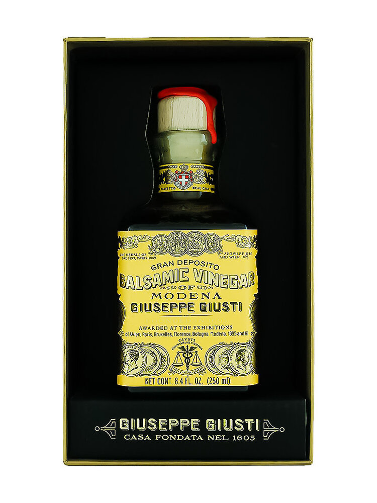 Giuseppe Giusti Gran Deposito Aceto Balsamico (Balsamic Vinegar) 4 Gold Medals 8.4oz Bottle, Modena, Italy