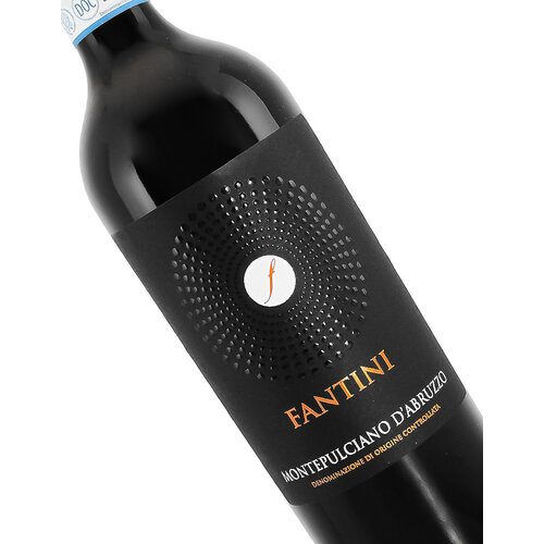 Farnese Fantini 2022 Montepulciano d'Abruzzo, Italy Farnese Fantini 2022 Montepulciano d'Abruzzo, Italy