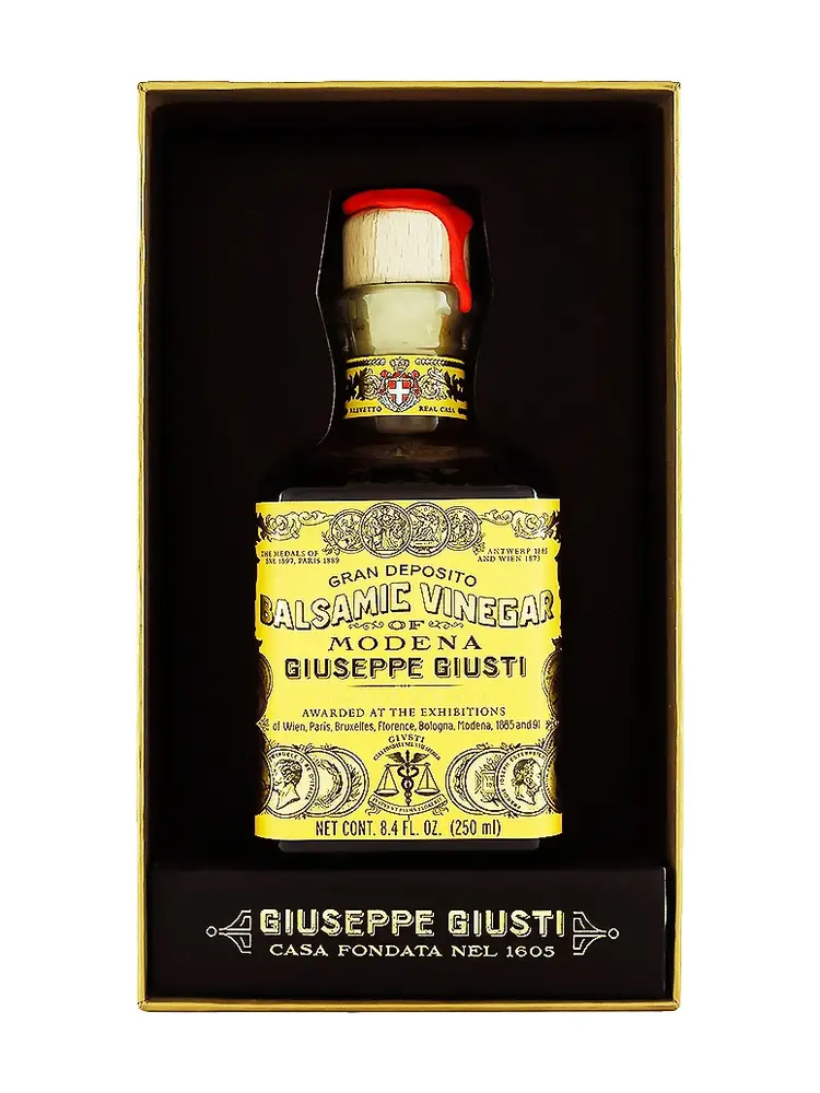 Giuseppe Giusti Gran Deposito Aceto Balsamico (Balsamic Vinegar) 4 Gold Medals 8.4oz Bottle, Modena, Italy
