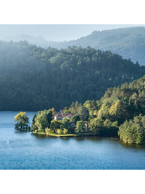 Tasting – French Wine 101 - Tour of the Loire Valley on April 10th @ 7:30pm