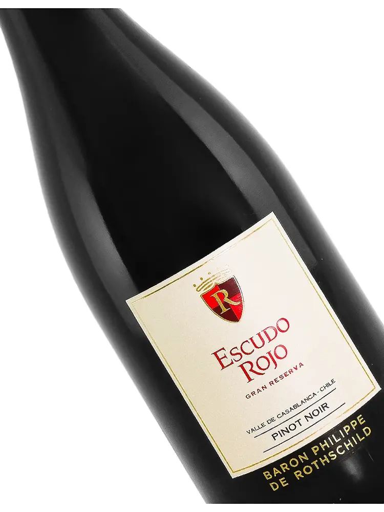 Escudo Roja 2023 Pinot Noir Gran Reserva, Valle De Casablanca, Chile