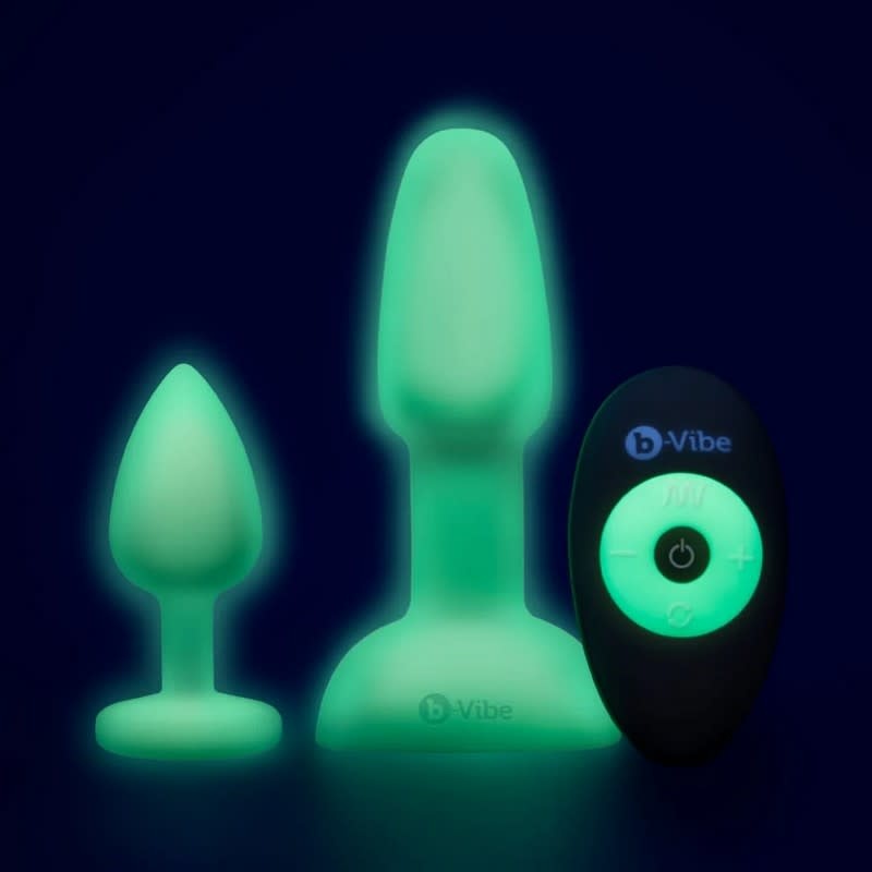 b-Vibe ASStronaut Glow-in-Dark Butt Play Set