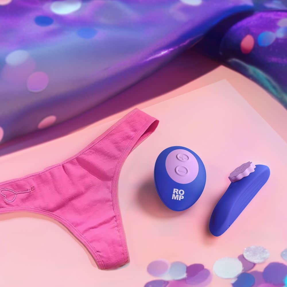 WOW Tech International Romp: Party Wearable Panty Vibrator