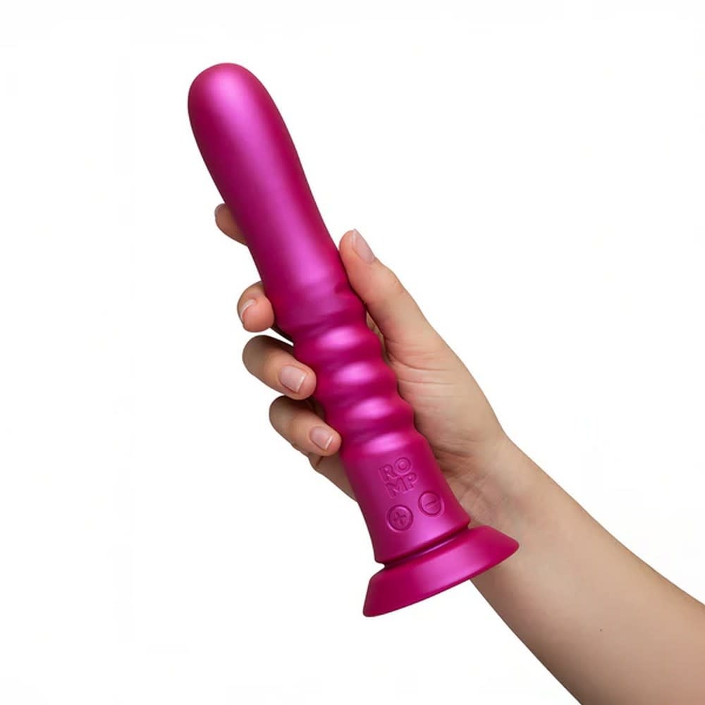 WOW Tech International Romp: Jiggle Thrusting Vibrator