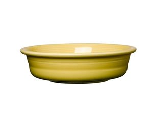 https://cdn.shoplightspeed.com/shops/607171/files/10706173/300x250x2/fiesta-fiesta-extra-large-serving-bowl-2-qt-sunflo.jpg