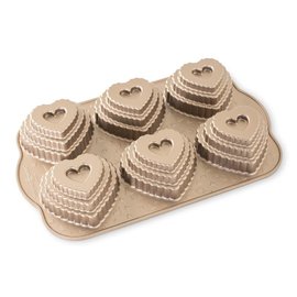 Nordic Ware Nordic Ware Tiered Heart Cakelet Pan CLOSEOUT