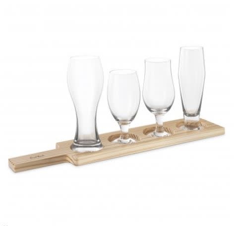 Six Beer Taster Set With Glasses Wooden Beer Paddle 
