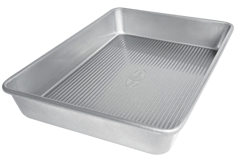 https://cdn.shoplightspeed.com/shops/607171/files/56135945/usa-pans-usa-pans-seamless-rectangular-cake-pan-9x.jpg