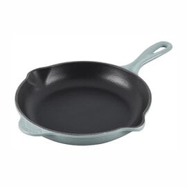 Le Creuset Le Creuset Classic Skillet 9 inch Sea Salt