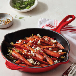 Le Creuset Le Creuset Classic Skillet 9 inch Cerise