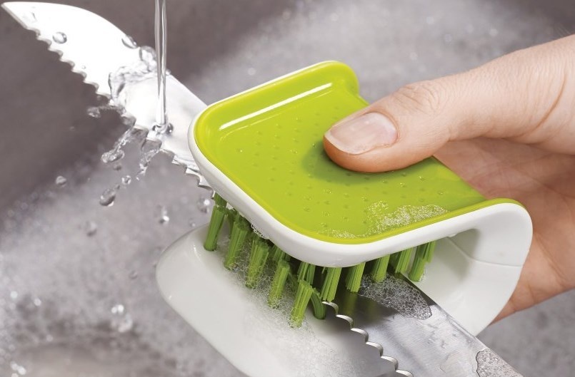 BladeBrush Knife & Cutlery Cleaning Brush - Green