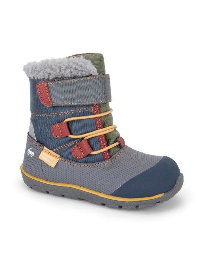 snow boots store