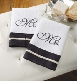 Mud Pie Mr. & Mrs. Linen Towel Set