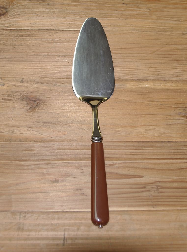 TAG Vintage Chocolate Cake Server