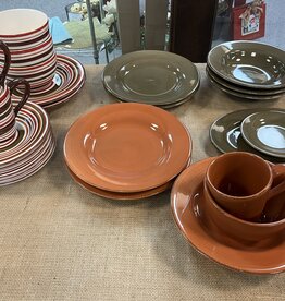 TAG Set of 2 Terracotta Sonoma Dinner Plates