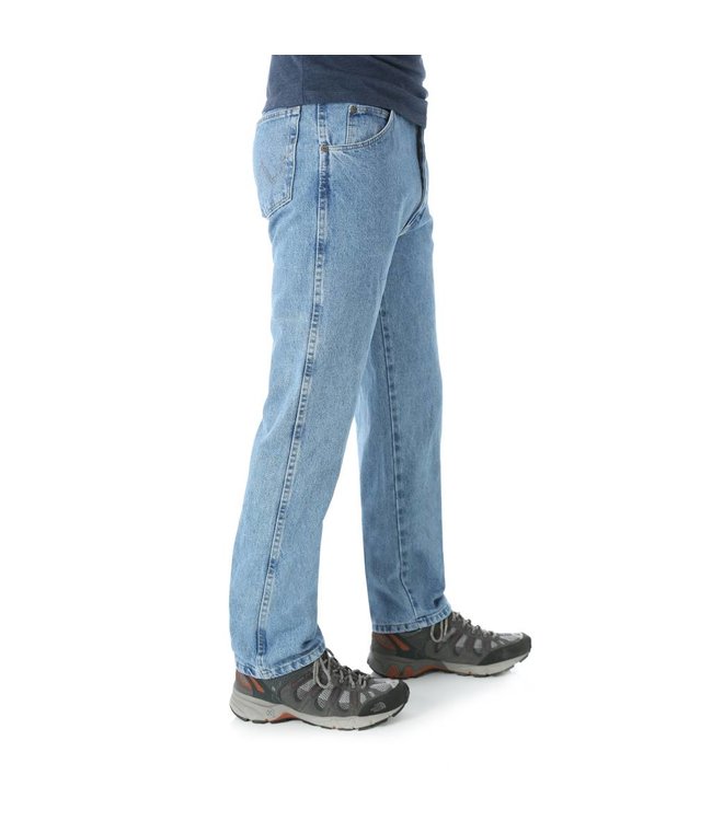 Wrangler Men's Rugged Wear® Classic Fit Jean 39902RI