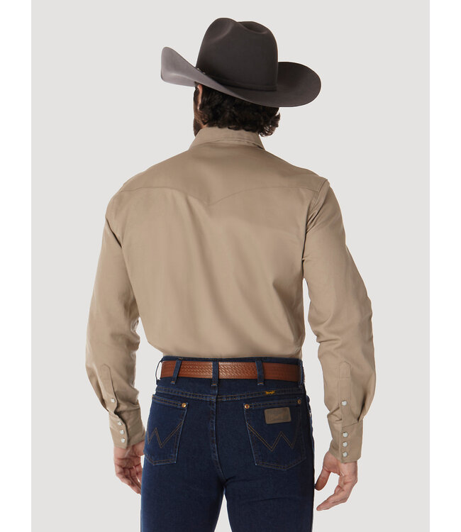 Wrangler Men's Cowboy Cut Firm Finish Long-Sleeve Western Snap Solid Work Shirt MS70319