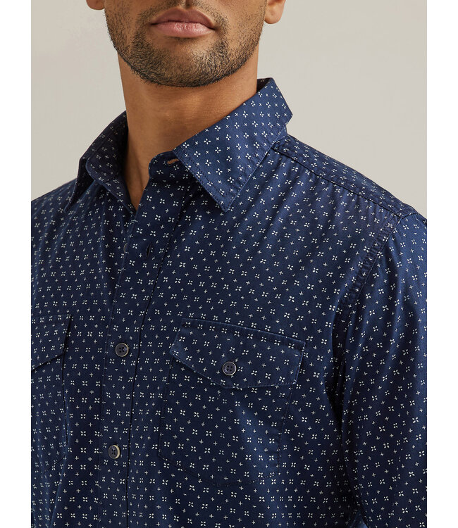Wrangler Men's Retro Premium Long-Sleeve Button Down Print Shirt 112330771