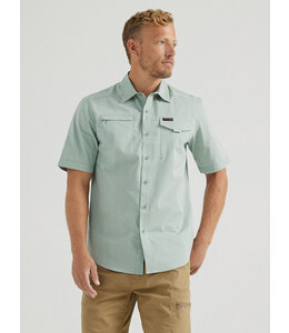 Wrangler Men's ATG Asymmetric Zip  Pocket Shirt 112346447