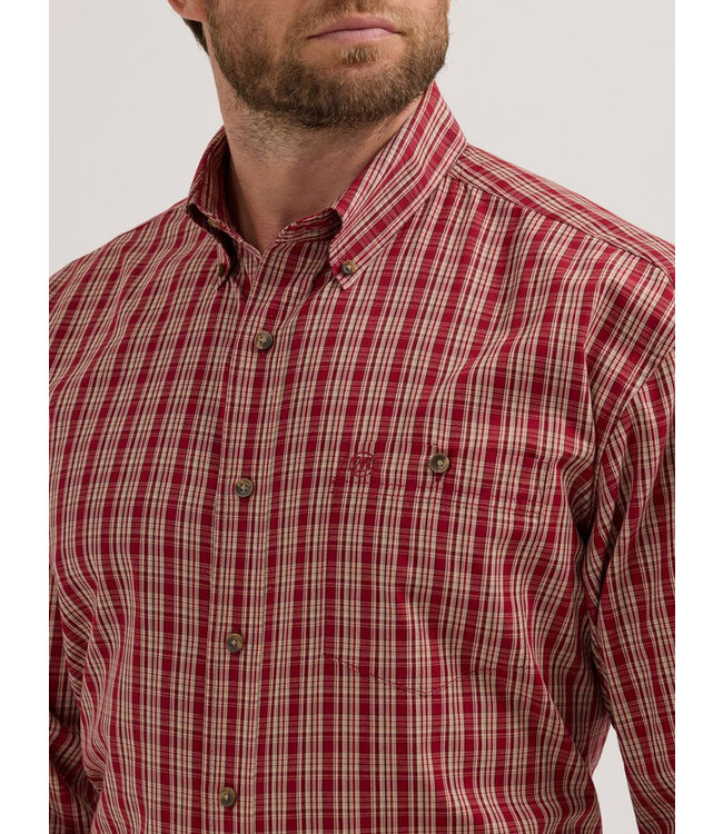 Wrangler Men's Classic Long-Sleeve Button Down Shirt 112355330