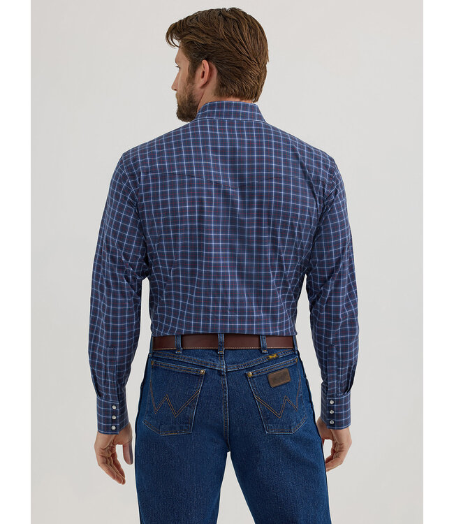 Wrangler Men's Wrinkle Resist Long-Sleeve Western Snap Plaid Shirt 112355359