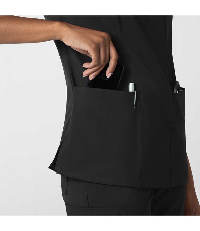 Wink Women's Fitted 3-Pocket V-Neck Scrub Top 6122