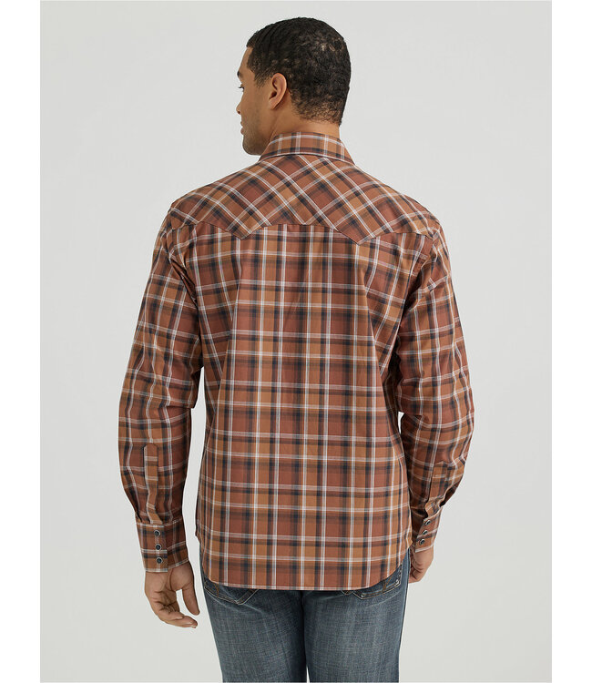 Wrangler Men's Retro Long-Sleeve Sawtooth Snap Pocket Western Shirt 112355373