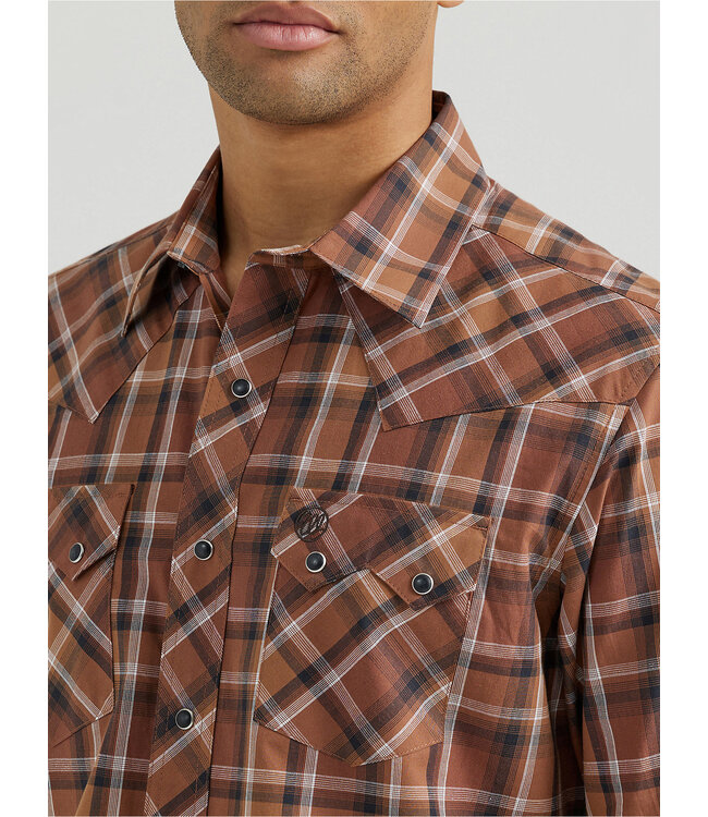 Wrangler Men's Retro Long-Sleeve Sawtooth Snap Pocket Western Shirt 112355373
