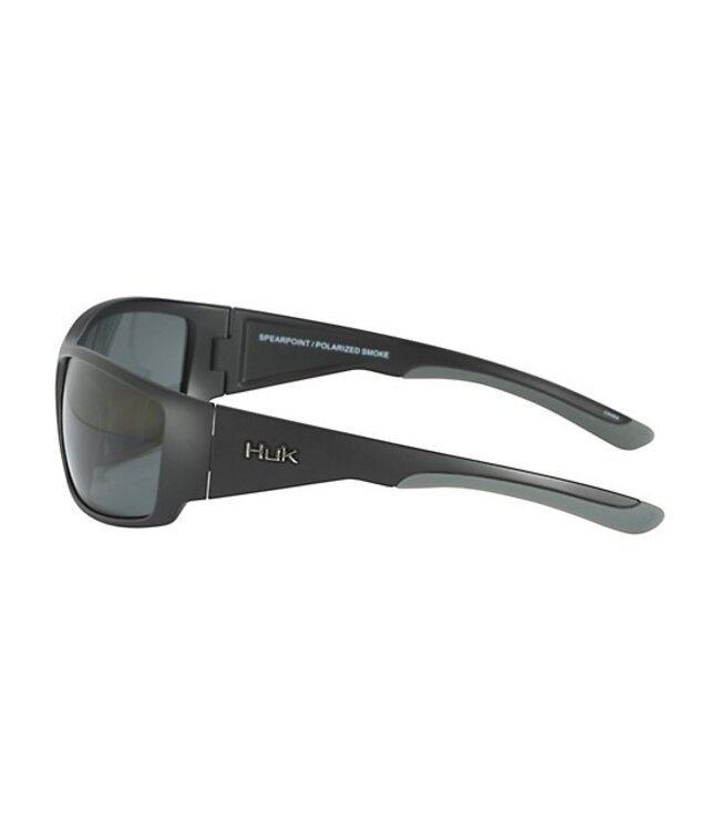 HUK Men's Spearpoint Matte Black/Gray Lens Sunglasses E0000244-001