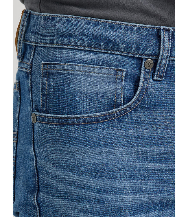 Wrangler Men's 20X No. 44 Slim Fit Straight Leg Jean 112360536