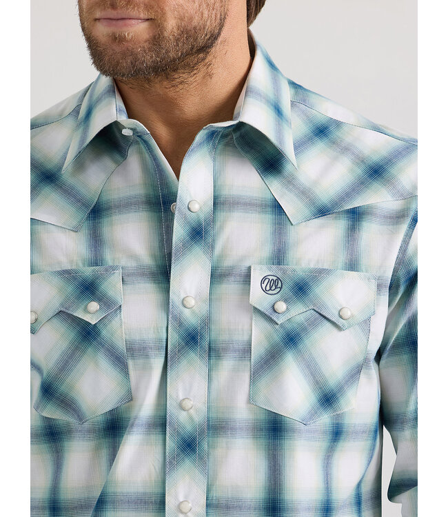 Wrangler Men's Retro Long-Sleeve Sawtooth Snap Pocket Western Shirt 112359587