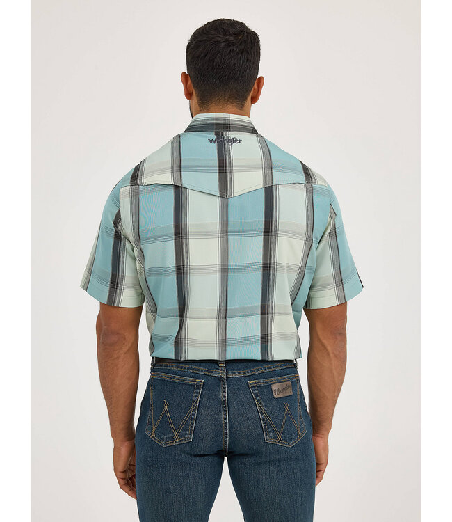 Wrangler Men's Performance Snap Short-Sleeve Plaid Shirt 112359447