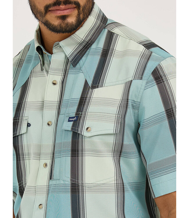 Wrangler Men's Performance Snap Short-Sleeve Plaid Shirt 112359447