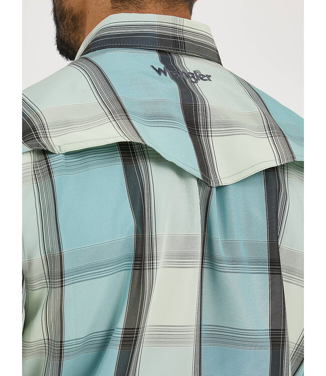 Wrangler Men's Performance Snap Short-Sleeve Plaid Shirt 112359447