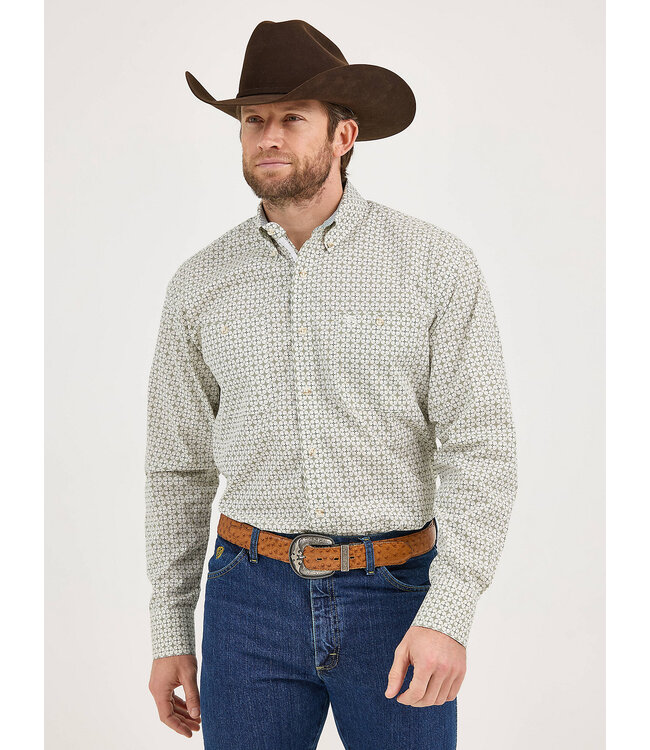Wrangler Men's George Strait Long-Sleeve Button Down Two Pocket Shirt 112359999