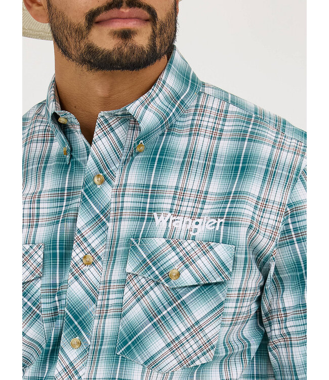 Wrangler Men's Logo Long-Sleeve Button Down Plaid Shirt 112359469