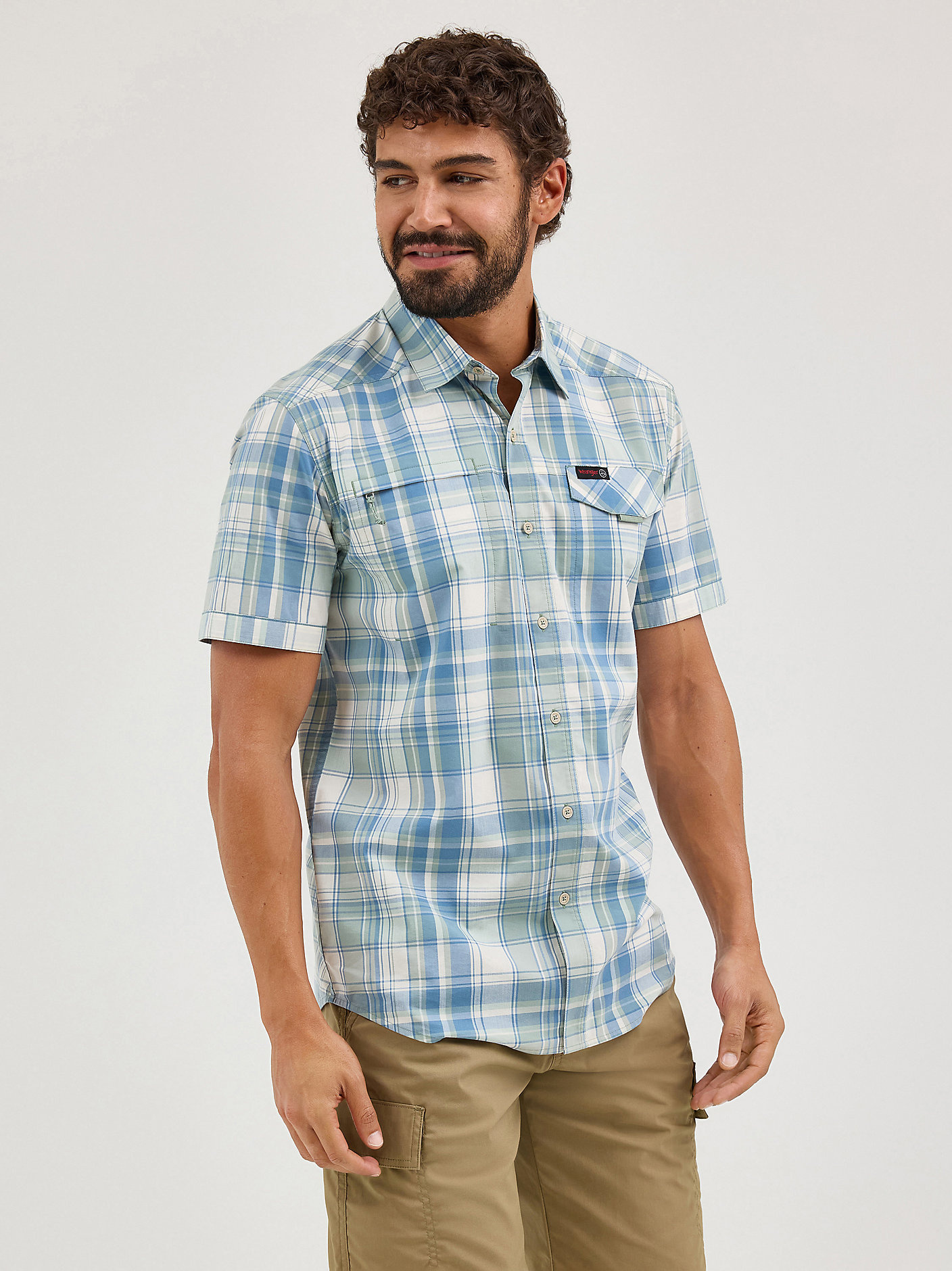 Wrangler Men's ATG Cedar Zip Pocket Plaid Shirt - Traditions