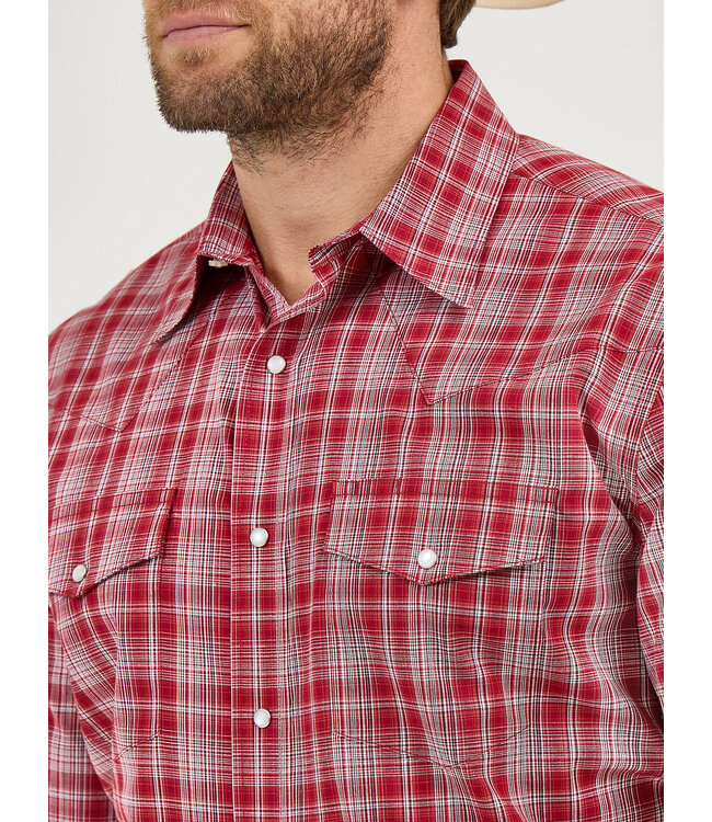 Wrangler Men's Wrinkle Resist Short-Sleeve Western Snap Plaid Shirt 112359508