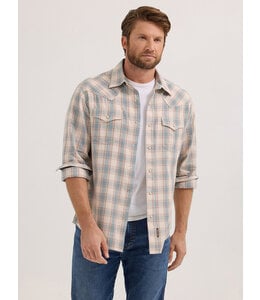 Wrangler Men's Retro Premium Long-Sleeve Western Snap Plaid Shirt 112365632