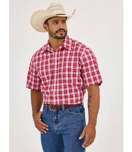 Wrangler Men's Wrinkle Resist Short-Sleeve Western Snap Plaid Shirt 112365854