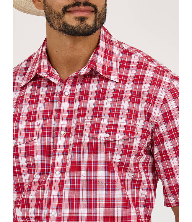 Wrangler Men's Wrinkle Resist Short-Sleeve Western Snap Plaid Shirt 112365854