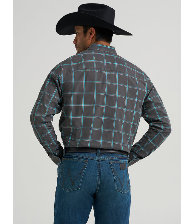 Wrangler Men's Cody Johnson One Pocket Button Down Shirt 112368642