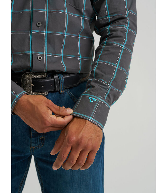 Wrangler Men's Cody Johnson One Pocket Button Down Shirt 112368642