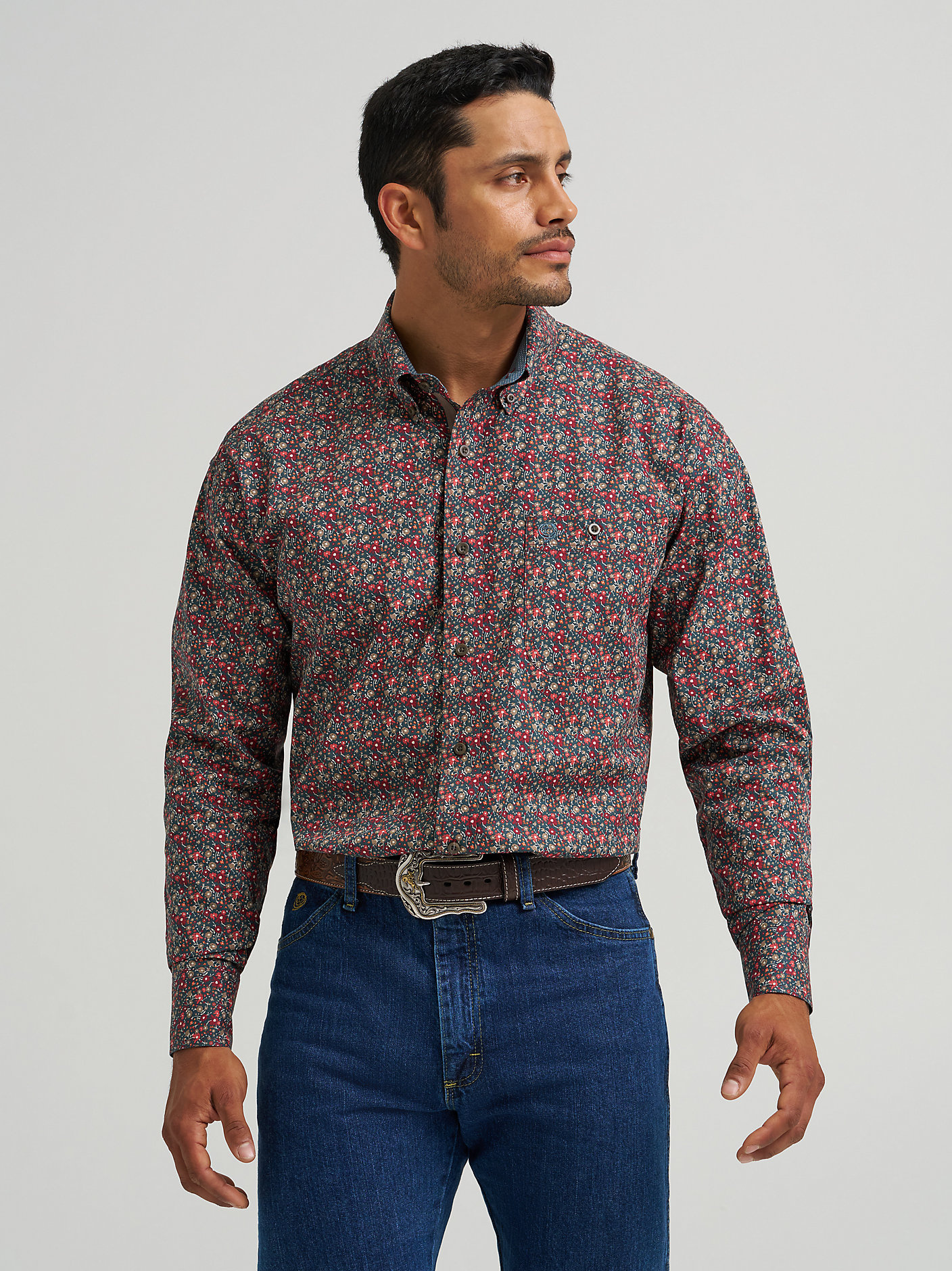 Wrangler Men's George Strait Long-Sleeve Button Down One Pocket Shirt - Traditions Clothing & Gift Shop Wrangler Men's George Strait Long-Sleeve Button Down One Pocket Shirt - Traditions Clothing & Gift Shop