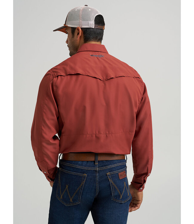 Wrangler Men's Performance Snap Long-Sleeve Solid Shirt 112368050