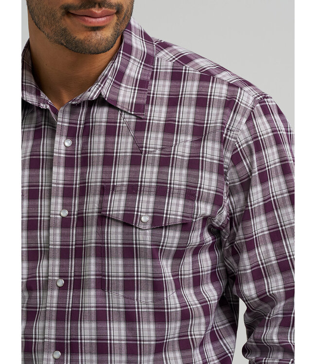Wrangler Men's Wrinkle Resist Long-Sleeve Western Snap Plaid Shirt 112367709