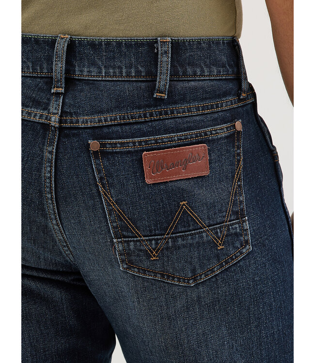Wrangler Men's Retro Slim Fit Straight Leg Jean 112367881