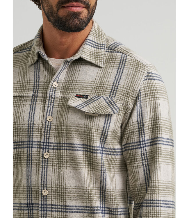 Wrangler Men's ATG Campsite Plaid Shirt 112365653