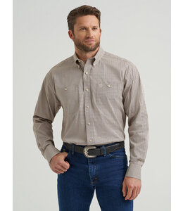 Wrangler Men's George Strait Long-Sleeve Button Down Two Pocket Shirt 112369590