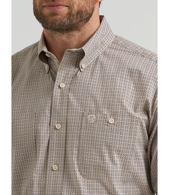 Wrangler Men's George Strait Long-Sleeve Button Down Two Pocket Shirt 112369590